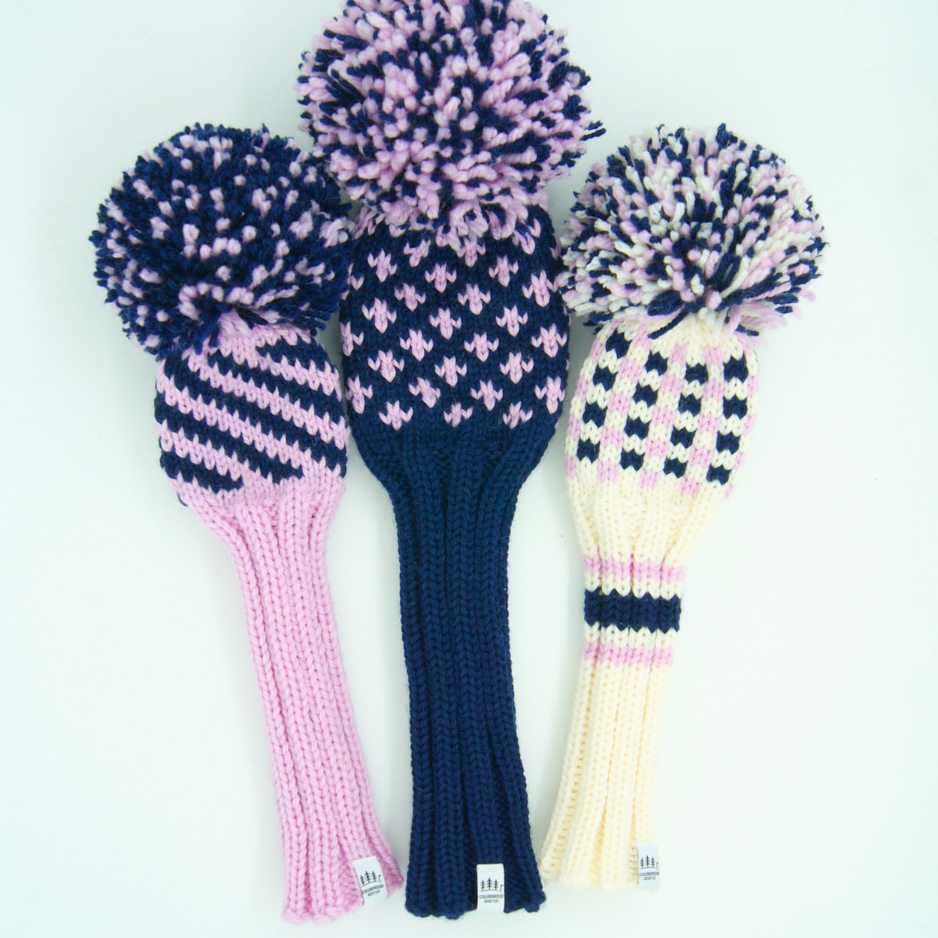 Couvre-chef en tricot à motif en spirale